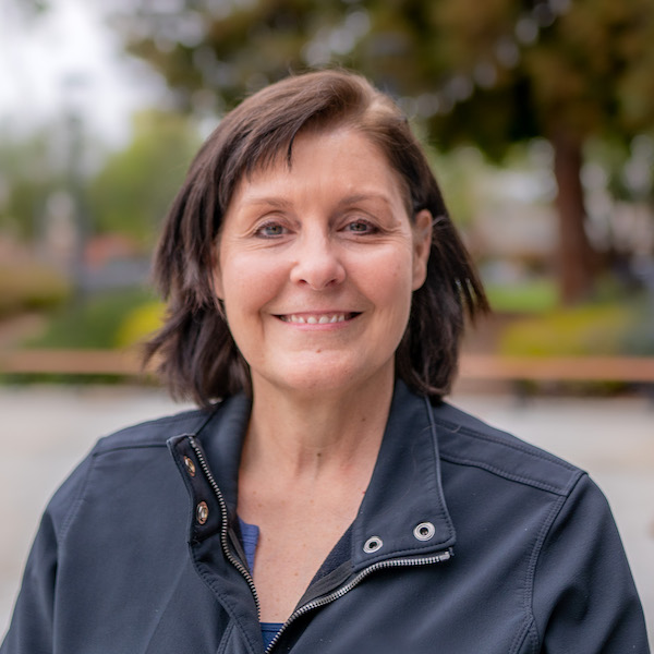 Lesa Embry